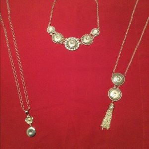 Snap Jewelry. 32 pieces. Hardly worn.